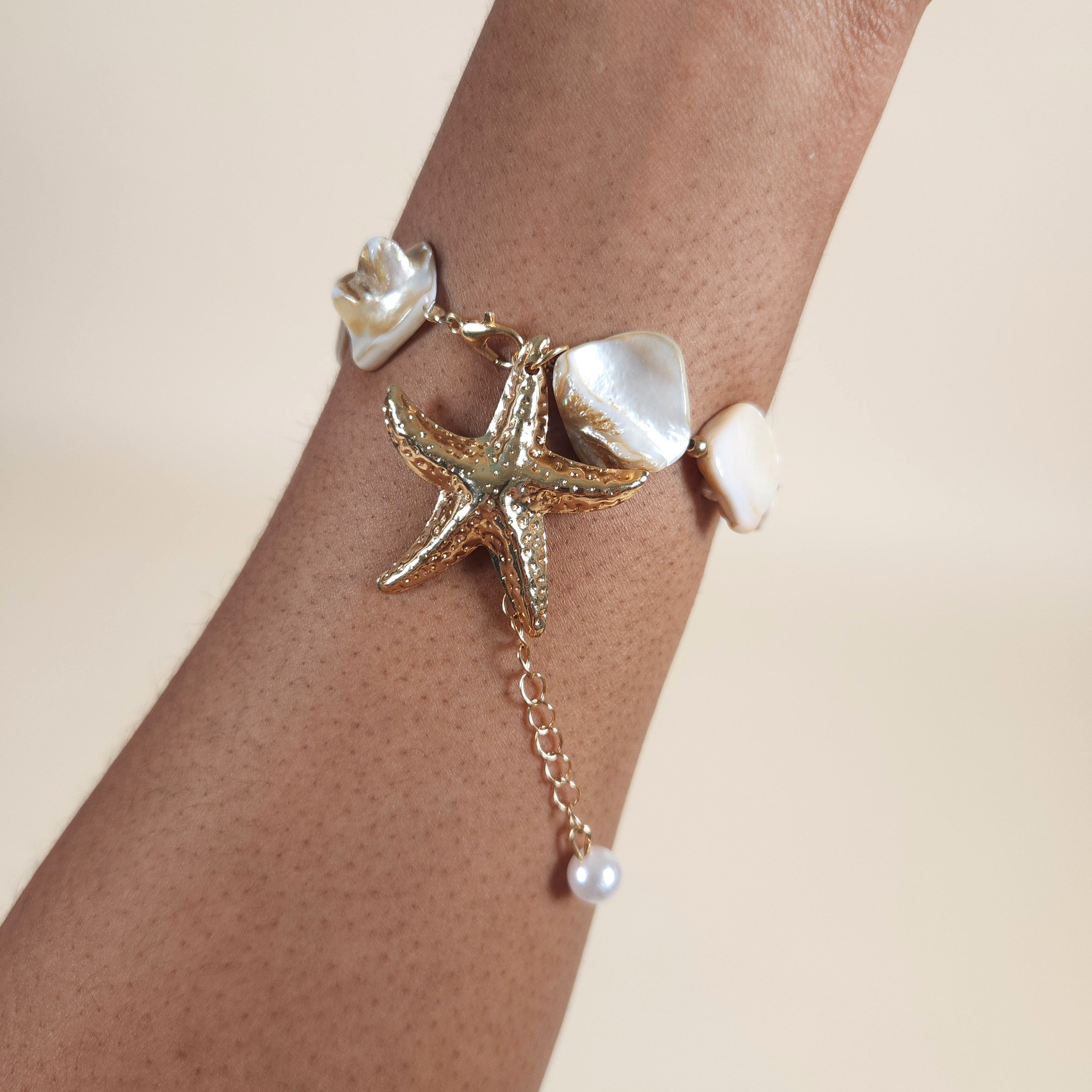 Estrella Mermaid Shell Starfish Charm Bracelet with Gold Chain | Venus Loves Neptune