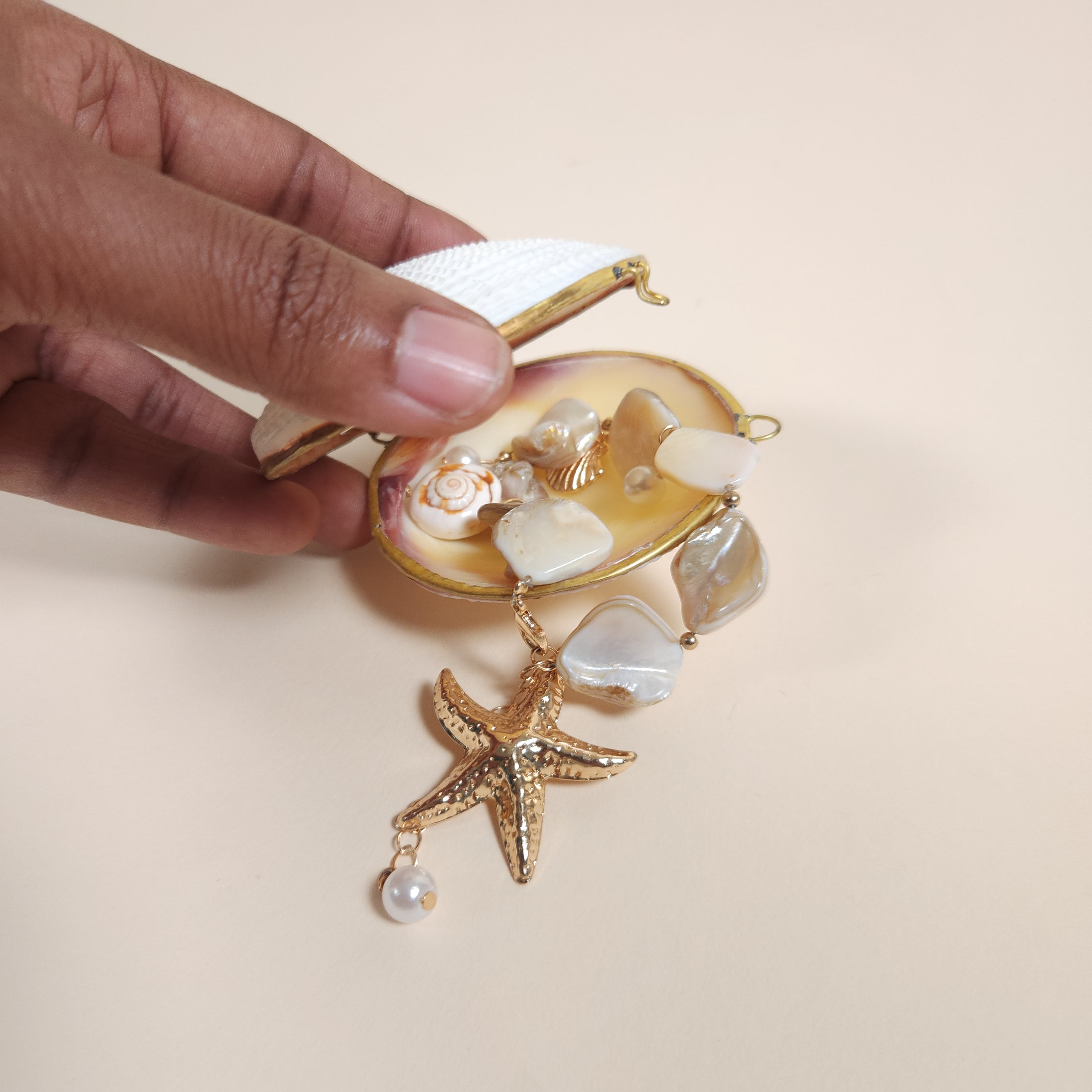 Estrella Mermaid Shell Starfish Charm Bracelet with Gold Chain | Venus Loves Neptune
